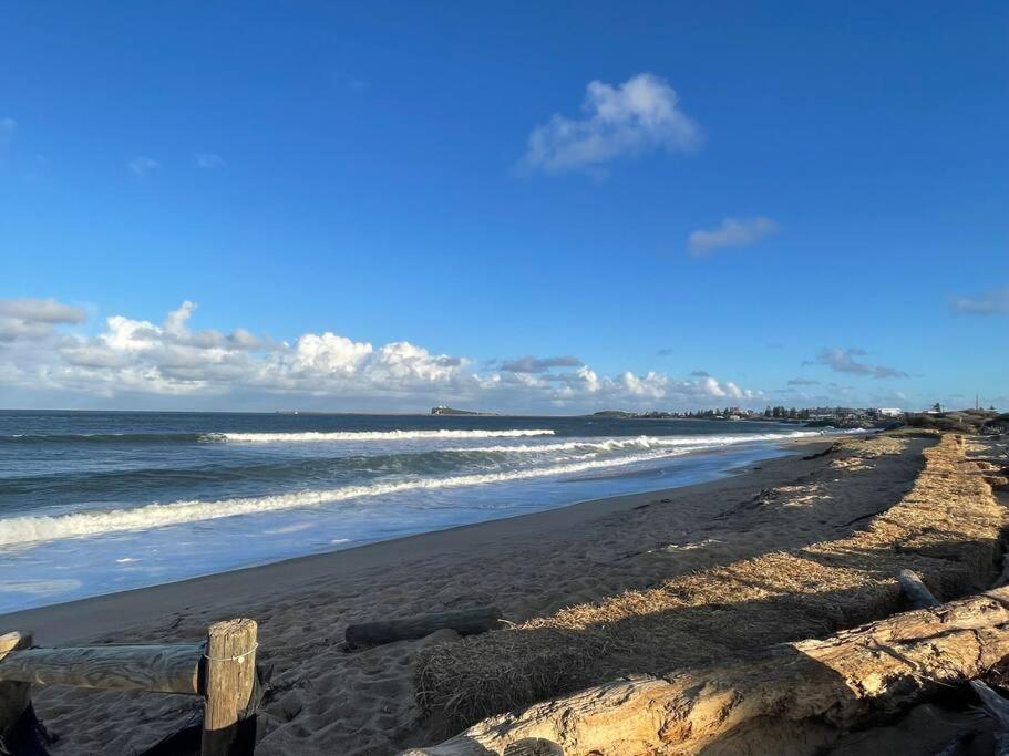 Beach House On Stockton Beach, Newcastle 빌라 외부 사진